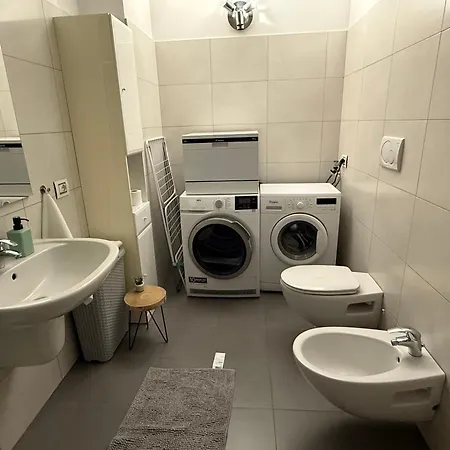 L'atelier Parisien & Breakfast Τρνάβα